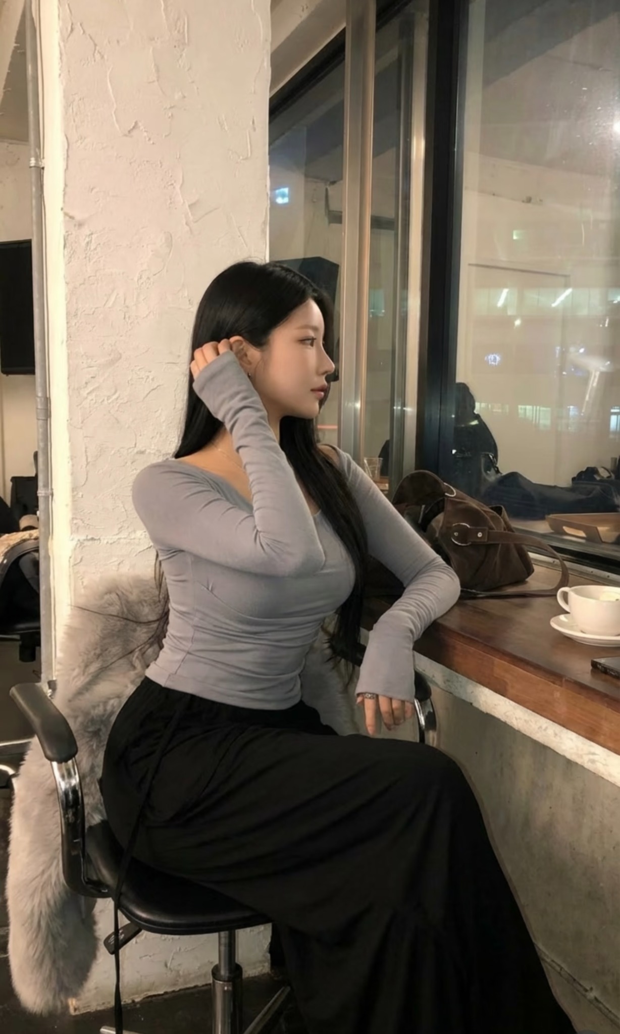 유월 / YOUWOL 크리에이터 프로필